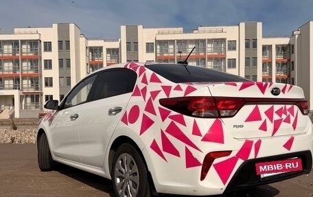 KIA Rio IV, 2018 год, 980 000 рублей, 3 фотография