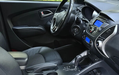 Hyundai ix35 I рестайлинг, 2010 год, 970 000 рублей, 11 фотография