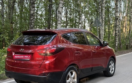 Hyundai ix35 I рестайлинг, 2010 год, 970 000 рублей, 2 фотография