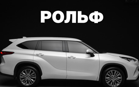 Toyota Highlander, 2024 год, 4 800 000 рублей, 3 фотография