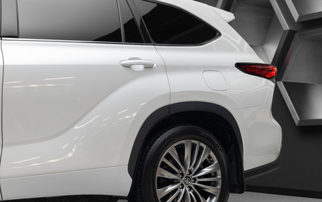 Toyota Highlander, 2024 год, 4 800 000 рублей, 10 фотография