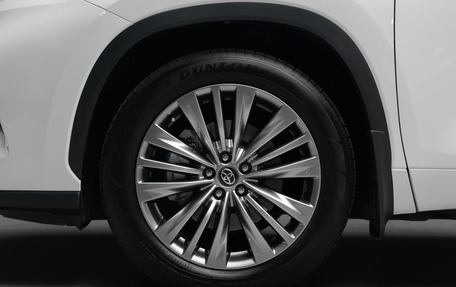 Toyota Highlander, 2024 год, 4 800 000 рублей, 12 фотография