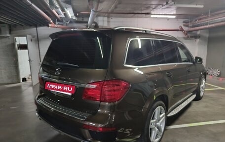 Mercedes-Benz GL-Класс, 2015 год, 3 950 000 рублей, 7 фотография