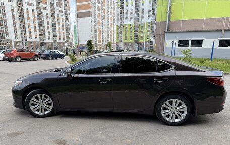 Lexus ES VII, 2013 год, 2 040 000 рублей, 2 фотография
