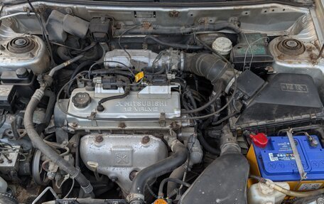 Mitsubishi Carisma I, 2003 год, 210 000 рублей, 19 фотография
