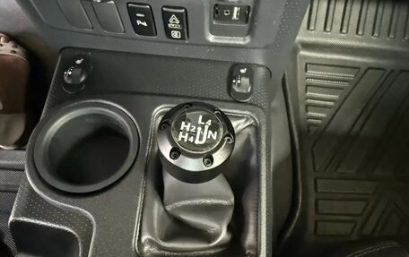 Toyota FJ Cruiser, 2022 год, 7 300 000 рублей, 16 фотография