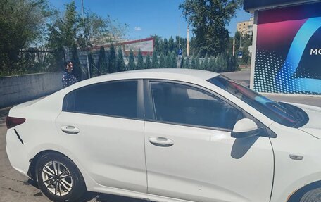KIA Rio IV, 2019 год, 700 000 рублей, 4 фотография