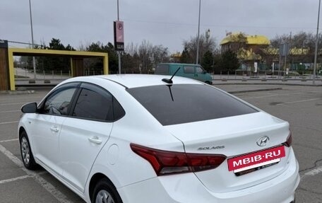 Hyundai Solaris II рестайлинг, 2017 год, 1 348 000 рублей, 2 фотография