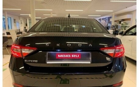 Skoda Superb III рестайлинг, 2025 год, 3 590 000 рублей, 3 фотография