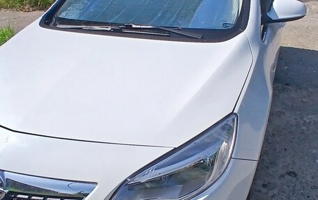 Opel Astra J, 2012 год, 700 000 рублей, 4 фотография