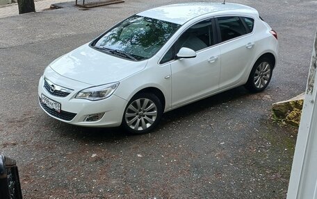 Opel Astra J, 2012 год, 700 000 рублей, 9 фотография