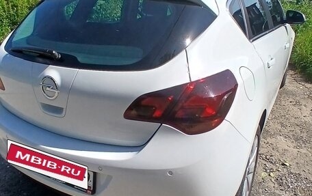 Opel Astra J, 2012 год, 700 000 рублей, 7 фотография