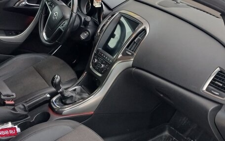 Opel Astra J, 2012 год, 700 000 рублей, 10 фотография