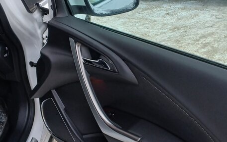 Opel Astra J, 2012 год, 700 000 рублей, 21 фотография