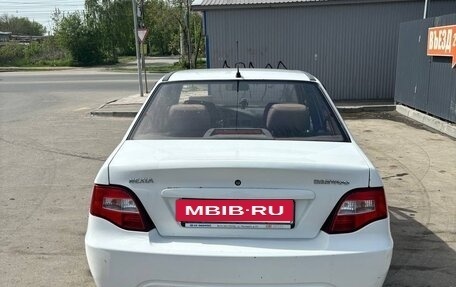 Daewoo Nexia I рестайлинг, 2012 год, 180 000 рублей, 3 фотография