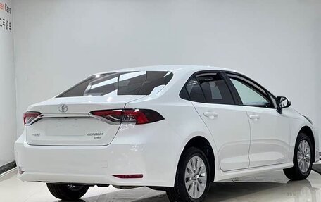 Toyota Corolla, 2022 год, 1 290 000 рублей, 4 фотография
