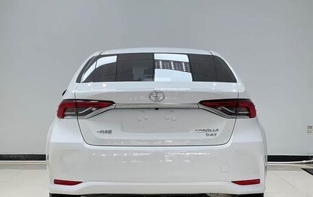 Toyota Corolla, 2022 год, 1 290 000 рублей, 5 фотография