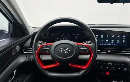 Hyundai Elantra, 2022 год, 1 105 000 рублей, 13 фотография