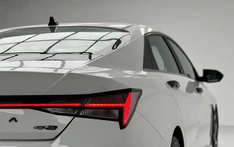 Hyundai Elantra, 2022 год, 1 105 000 рублей, 15 фотография