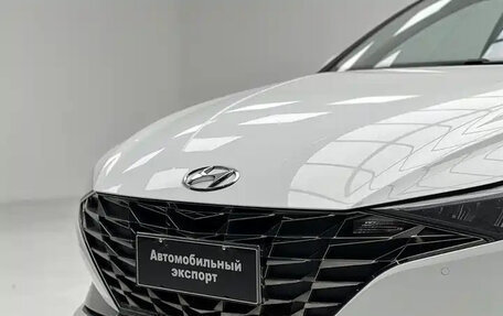 Hyundai Elantra, 2022 год, 1 105 000 рублей, 22 фотография