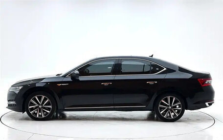 Skoda Superb III рестайлинг, 2022 год, 1 875 999 рублей, 7 фотография