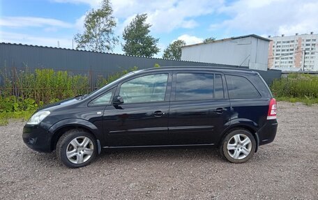 Opel Zafira B, 2008 год, 620 000 рублей, 2 фотография