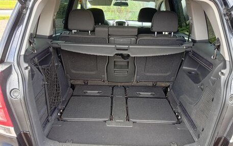 Opel Zafira B, 2008 год, 620 000 рублей, 18 фотография