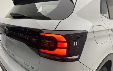 Volkswagen T-Cross I, 2023 год, 1 155 000 рублей, 10 фотография