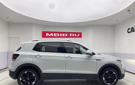 Volkswagen T-Cross I, 2023 год, 1 155 000 рублей, 9 фотография