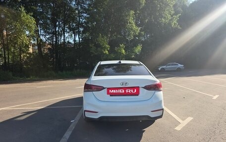 Hyundai Solaris II рестайлинг, 2018 год, 850 000 рублей, 9 фотография