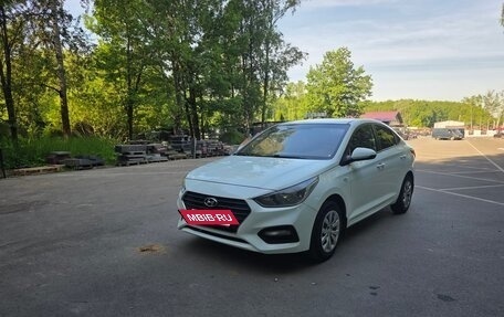 Hyundai Solaris II рестайлинг, 2018 год, 850 000 рублей, 2 фотография
