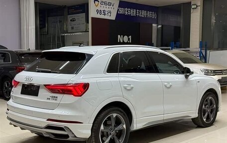 Audi Q3, 2022 год, 2 450 000 рублей, 4 фотография