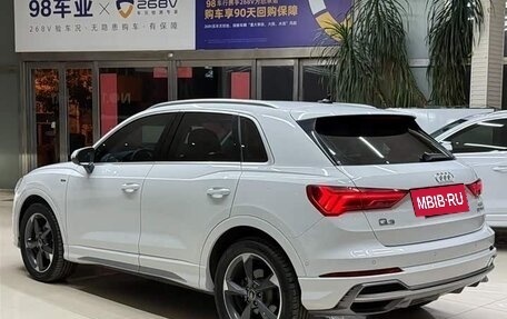 Audi Q3, 2022 год, 2 450 000 рублей, 5 фотография