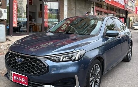 Ford Escort, 2022 год, 1 091 555 рублей, 1 фотография