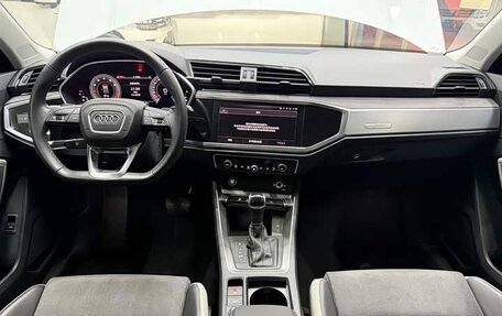 Audi Q3, 2022 год, 2 450 000 рублей, 12 фотография
