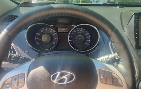 Hyundai ix35 I рестайлинг, 2012 год, 1 300 000 рублей, 15 фотография