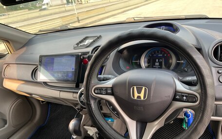 Honda Insight II рестайлинг, 2010 год, 650 000 рублей, 9 фотография
