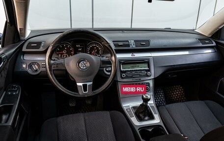 Volkswagen Passat B6, 2010 год, 730 000 рублей, 6 фотография