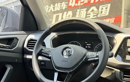 Volkswagen T-Cross I, 2021 год, 1 450 000 рублей, 16 фотография