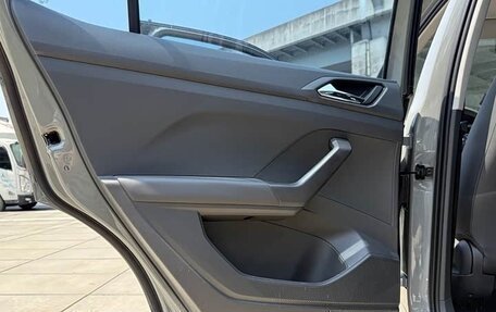 Volkswagen T-Cross I, 2021 год, 1 450 000 рублей, 17 фотография