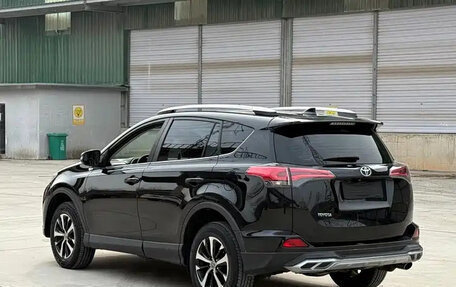 Toyota RAV4, 2019 год, 1 849 003 рублей, 4 фотография