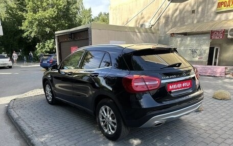 Mercedes-Benz GLA, 2015 год, 1 600 000 рублей, 5 фотография