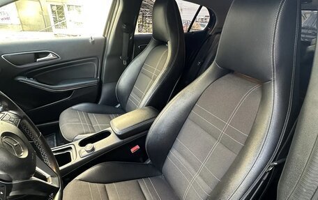 Mercedes-Benz GLA, 2015 год, 1 600 000 рублей, 14 фотография