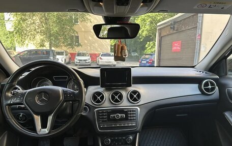 Mercedes-Benz GLA, 2015 год, 1 600 000 рублей, 12 фотография