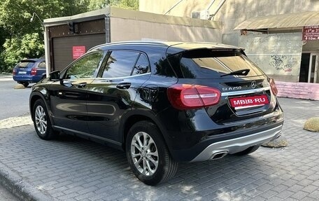 Mercedes-Benz GLA, 2015 год, 1 600 000 рублей, 8 фотография