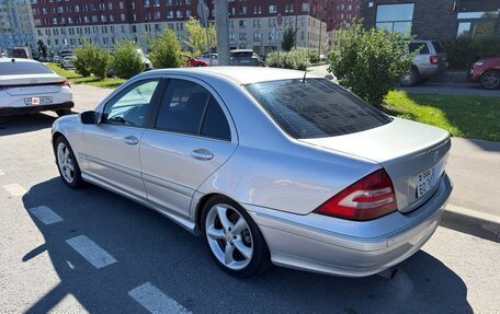 Mercedes-Benz C-Класс, 2005 год, 350 000 рублей, 7 фотография