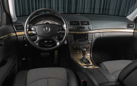 Mercedes-Benz E-Класс, 2007 год, 1 549 000 рублей, 6 фотография