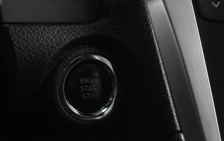 Toyota Camry, 2018 год, 2 569 000 рублей, 17 фотография