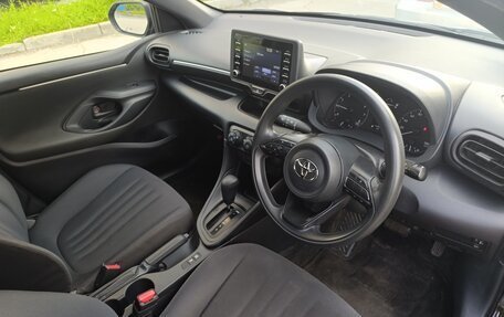 Toyota Yaris, 2020 год, 1 150 000 рублей, 11 фотография