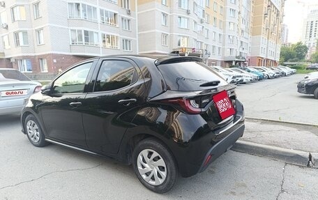 Toyota Yaris, 2020 год, 1 150 000 рублей, 3 фотография